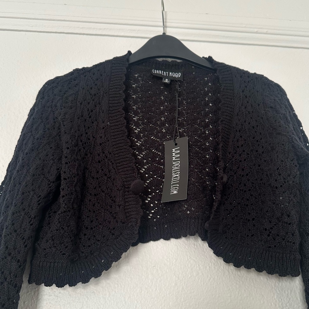NWT Dolls Kill Current Mood Cropped Crochet Black Button Cardigan Size small - Picture 2 of 4